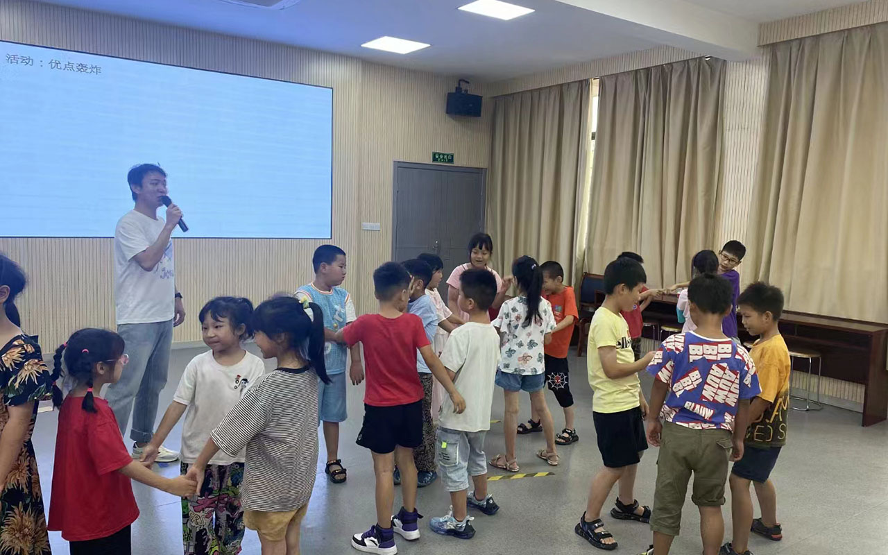 沙市龙观乡中心学校